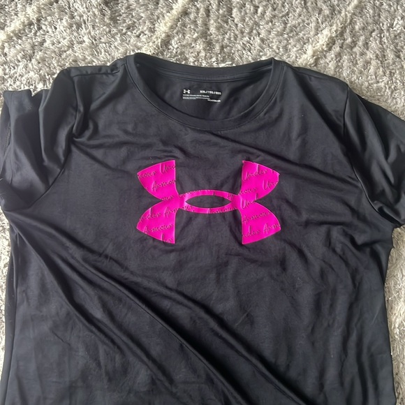 Under Armour short sleeve Tshirts - Picture 2 of 4